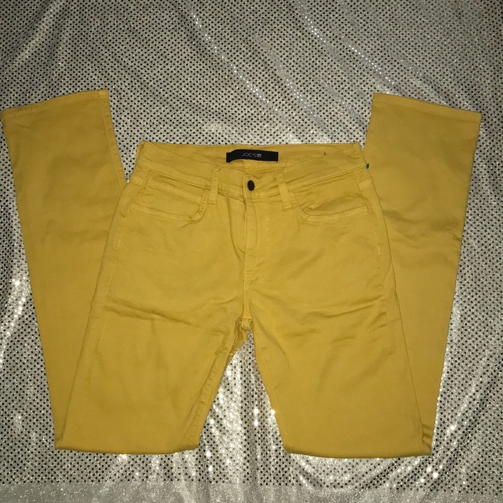 Mustard  joe’s  jeans. Fit: straight + narrow 30 w